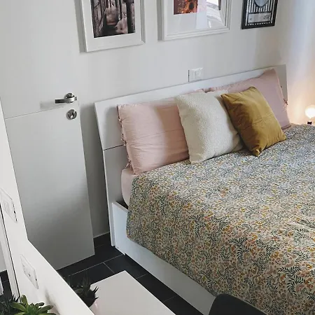 Nyota Casetta Al Mare Apartman *
